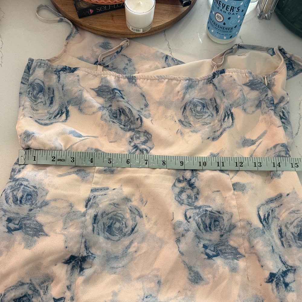 Cider Blue and Cream Floral Midi Dress - Picture 4 of 5